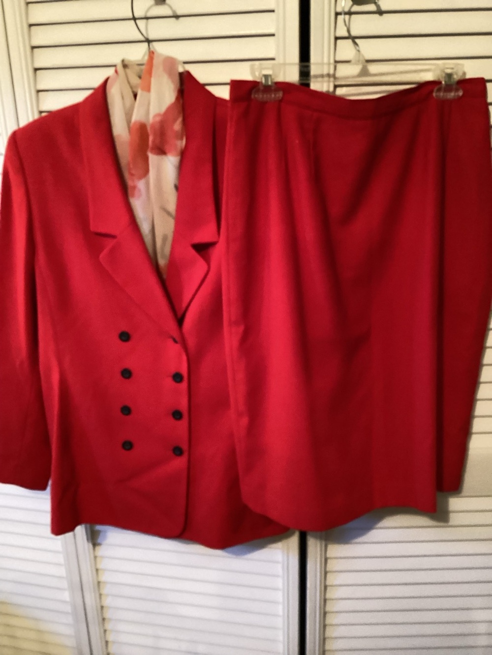 Vintage LeSuit ladies vibrant red two piece skirt suit, size 12